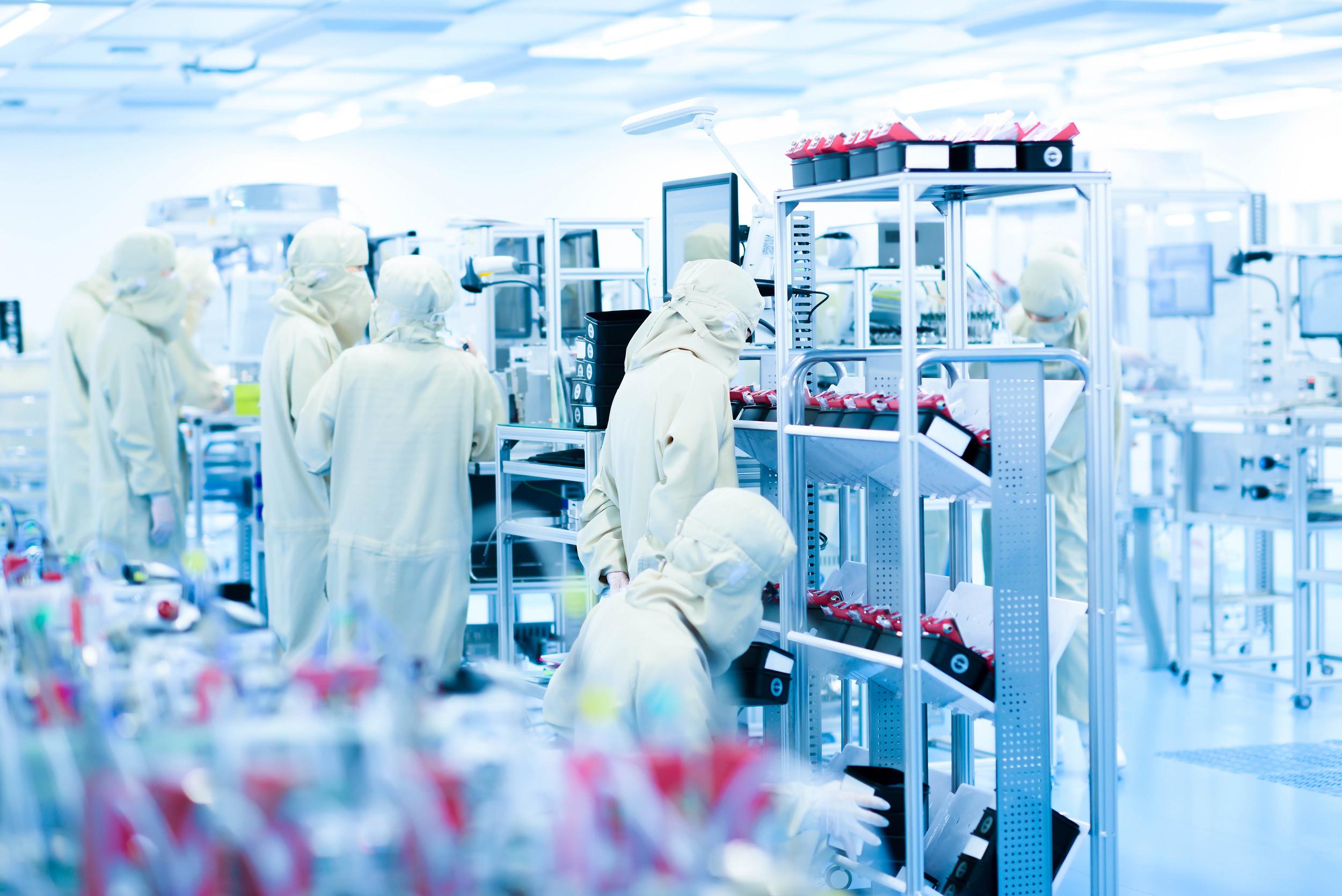 Analysis Services - hero image